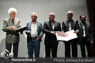 افتتاح نمایشگاه پرویز تناولی و شیرهای ایرانی