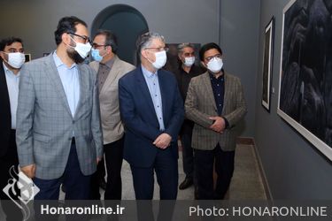 بازدید وزیر فرهنگ و ارشاد اسلامی از سیزدهمین جشنواره هنرهای تجسمی فجر