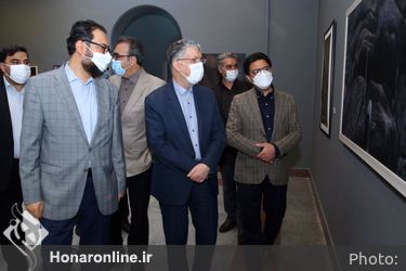 بازدید وزیر فرهنگ و ارشاد اسلامی از سیزدهمین جشنواره هنرهای تجسمی فجر