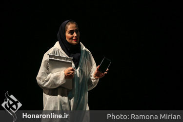 نمایش «اُلدسانگز: عشق روزهای کرونا» در پردیس شهرزاد