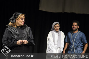 نمایش "لیگ قهرمانان، مرحله گروهی" در عمارت نوفل‌لوشاتو