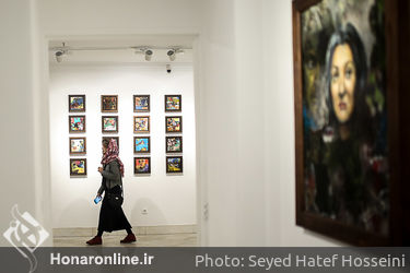 نمایشگاه نقاشی شکوفه کریمی در گالری خط سفید 