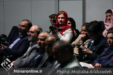 ضیافت شام هنرآنلاین برای خبرنگاران خارجی مقیم تهران و میهمان بیست و سومین نمایشگاه مطبوعات (2)