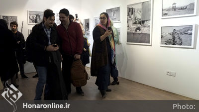 نمایشگاه عکس‌های جاوید تفضلی و سما صفایی در گالری سایه پلاس