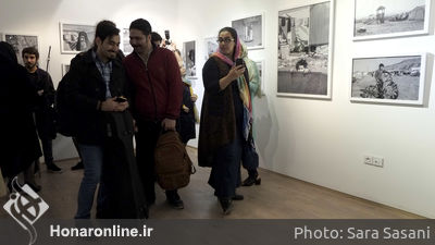 نمایشگاه عکس‌های جاوید تفضلی و سما صفایی در گالری سایه پلاس