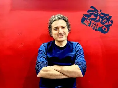نمایشی از ژان‌ پل سارتر در عمارت‌نوفل‌لوشاتو 