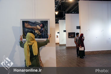 نمایشگاه گروهی "رنگ صلح" در باغ موزه قصر