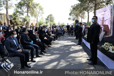 مراسم خاکسپاری زنده یاد محمد‌علی کشاورز