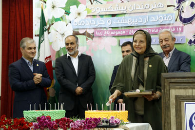تجلیل از هنرمندان پیشکسوت متولد اردیبهشت ماه و خردادماه 