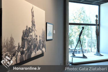 نمایشگاه عکس‌های «قربان خلیلی» از دوران انقلاب در موزه هنرهای معاصر