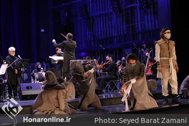 دومین شب اجرای کنسرت موسیقی نمایش عاشورایی "علمدار"