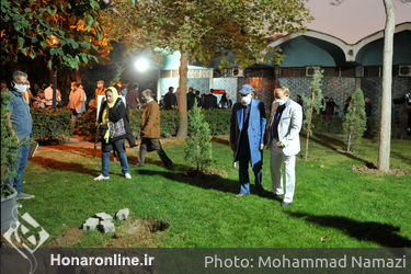 کاشت نهال به یاد استاد زنده‌یاد " سعدی افشار" هنرمند پیشکسوت نمایش‌های سنتی در محوطه پارک شهر