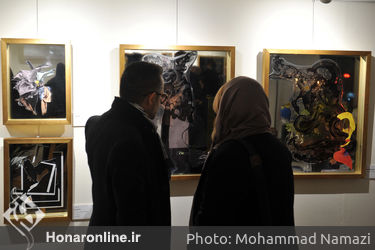 نمایشگاه عکس و چیدمان روی آیینه "مهدی منصوری" در گالری گلستان