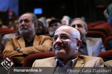 بازدید مرادخانی و جمعی از  اهالی هنر از موزه عروسکی در تالار حافظ