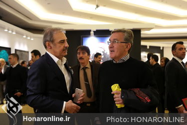 دیدار وزیر فرهنگ و ارشاد اسلامی و چهره ها از نمایشگاه هشتمین حراج تهران