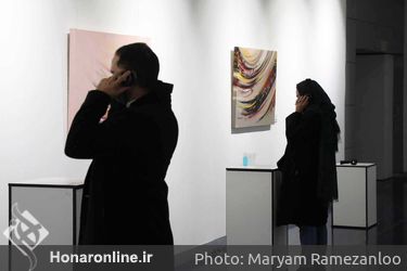نمایشگاه تلفیقی نقاشی،خط و موسیقی اثر « یلدا دوستی» در گالری پردیس ملت