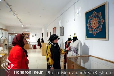 نمایشگاه رویداد ملی «سه گام» در گالری سعدآباد