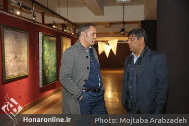 بازدید سید عباس صالحی و سیدمحمد مجتبی حسینی از نمایشگاه هنرهای تجسمی فجر
