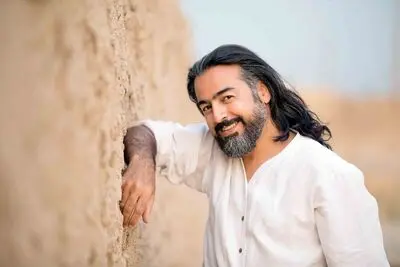 آلبوم «آتش نهان» با صدای «پرواز همای» منتشر شد