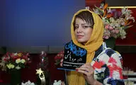 فرش فیروزه‌ای نمایش 