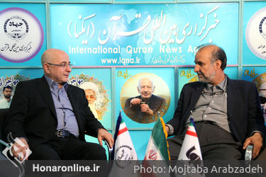 بازدید علی مرادخانی از نمایشگاه قرآن 