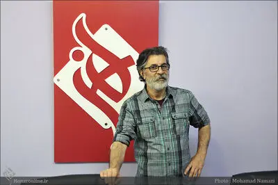 ناصح کامگاری: همیشه در تئاتر دغدغه اجتماعی دارم و تبعاتش را هم پذیرفته‌ام / مرد غربی و شرقی، هر کدام خشونت خود را دارند 