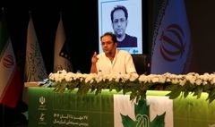 نمایش مسیر زندگی به شخصیت‌ها فرصت می‌دهد تا زندگی آن‌ها را زیست کنیم