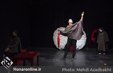 نمایش "بازرس هاند واقعی" در تماشاخانه مهرگان