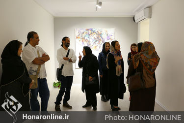 نمایشگاه نقاشی های نیلوفر قادری نژاد در گالری ساربان