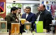 کتابگردی وزیر فرهنگ همزمان با هفته کتاب