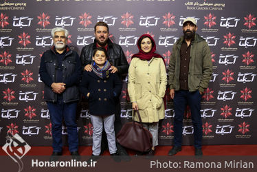 اکران مردمی فیلم "آستیگمات" در باغ کتاب