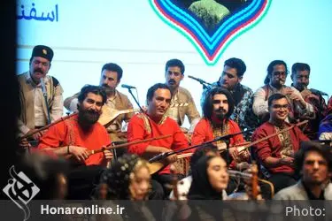 رونمایی ارکستر موسیقی نواحی ایران همراه با نظامی خوانی 