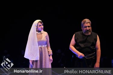 نمایش " هامان کشان " در تالار حافظ