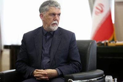 هیچکس دستور نداده برای تقوایی بزرگداشت برگزار نشود/مشکلات هنرمندان قدیمی تا حد امکان رفع میشود
