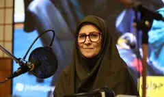 تجلیل از گوینده پیشکسوت