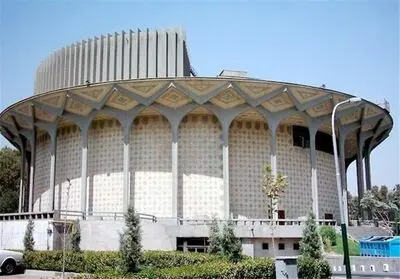 اعلام برنامه تالارهای نمایشی مجموعه تئاترشهر / خوانش نمایشنامه "همه دزدها که دزد نیستند" 