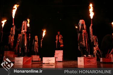نمایش «آورده اند که...» به کارگردانی هادی کیانی در جشنواره تئاتر کودک و نوجوان همدان