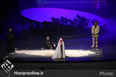 مستند نمایش "سرباز" در تالار وحدت