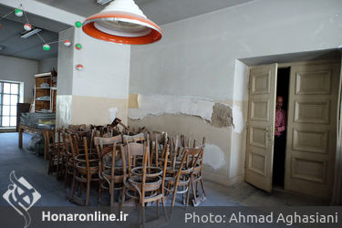 بازدید خبرنگاران از خانه ملک