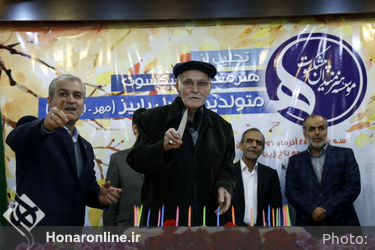 جشن تولد هنرمندان پیشکسوت متولد پاییز با تقدیر از مرادخانی برگزار شد