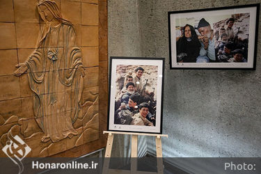 مراسم اختتامیه نمایشگاه عکس «خنده بر آتش» در مجموعه فرهنگی هنری برج آزادی