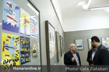 بازدید سید مجتبی حسینی از نمایشگاه تصویرگران معاصر جمهوری چک