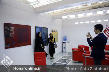 نمایشگاه تابلوهای نقاشی اساتید هنر در غرفه هنرآنلاین