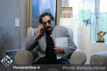 نمایشگاه نقاشی احمدرضا احمدی با عنوان "هزار اقاقیا در چشم تو هیچ بود" در گالری کاما
