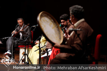 کنسرت گروه تنبورنوازان لاوچ در تالار رودکی