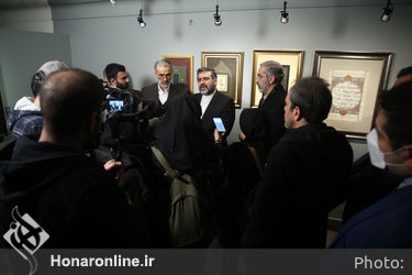 بازدید وزیر فرهنگ از نمایشگاه پانزدهمین جشنواره هنرهای تجسمی
