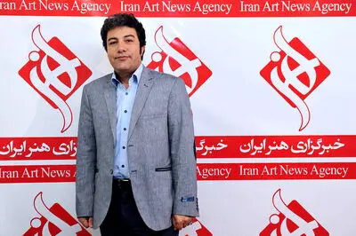 بر آنیم تا چند صدایی را ارج نهیم /  پیام دبیر سی و هشتمین جشنواره‌ بین‌المللی تئاتر فجر