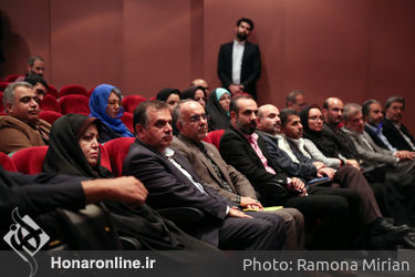 نشست تخصصی جایگاه پوشاک در پدافند غیر عامل