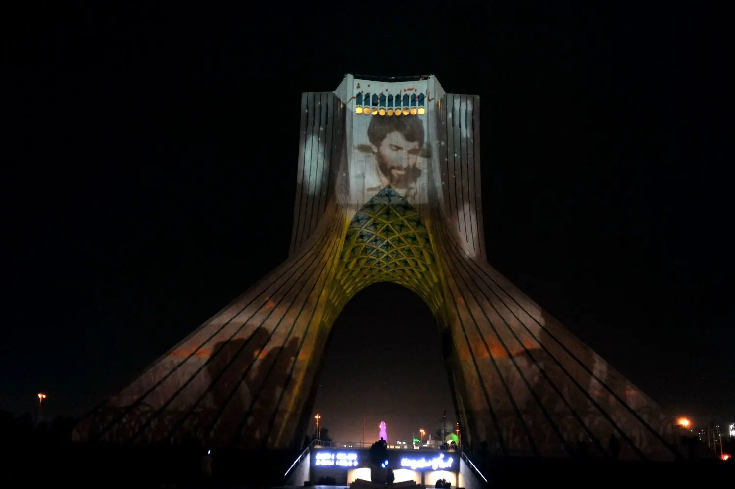 Video mapping at Tehran’s Azadi Tower | Film
