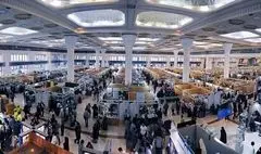 صدها مسئول و چهرۀ مشهور به نمایشگاه کتاب تهران دعوت شدند